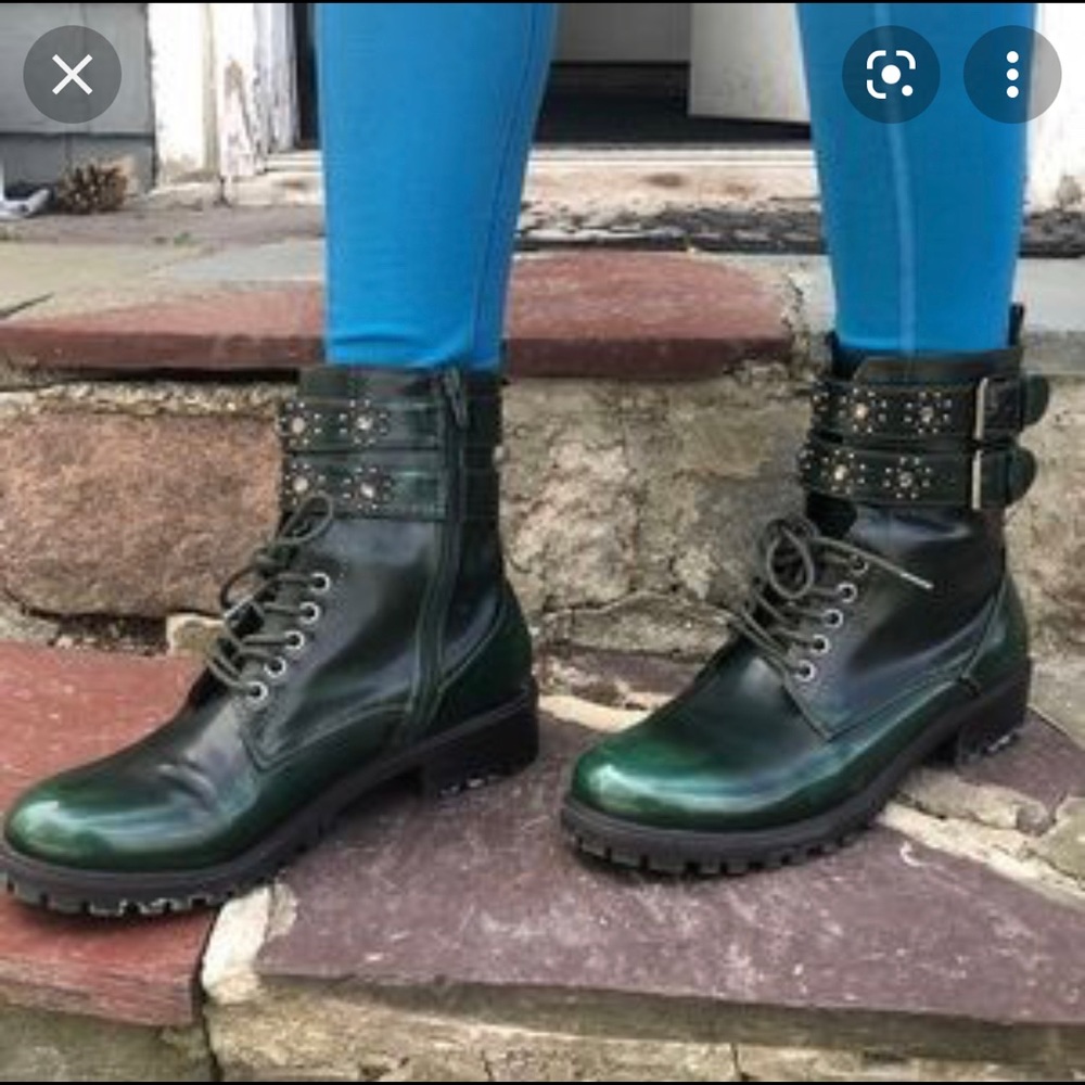 ISO MIA Green Combat Boots Size 7.5 or 8